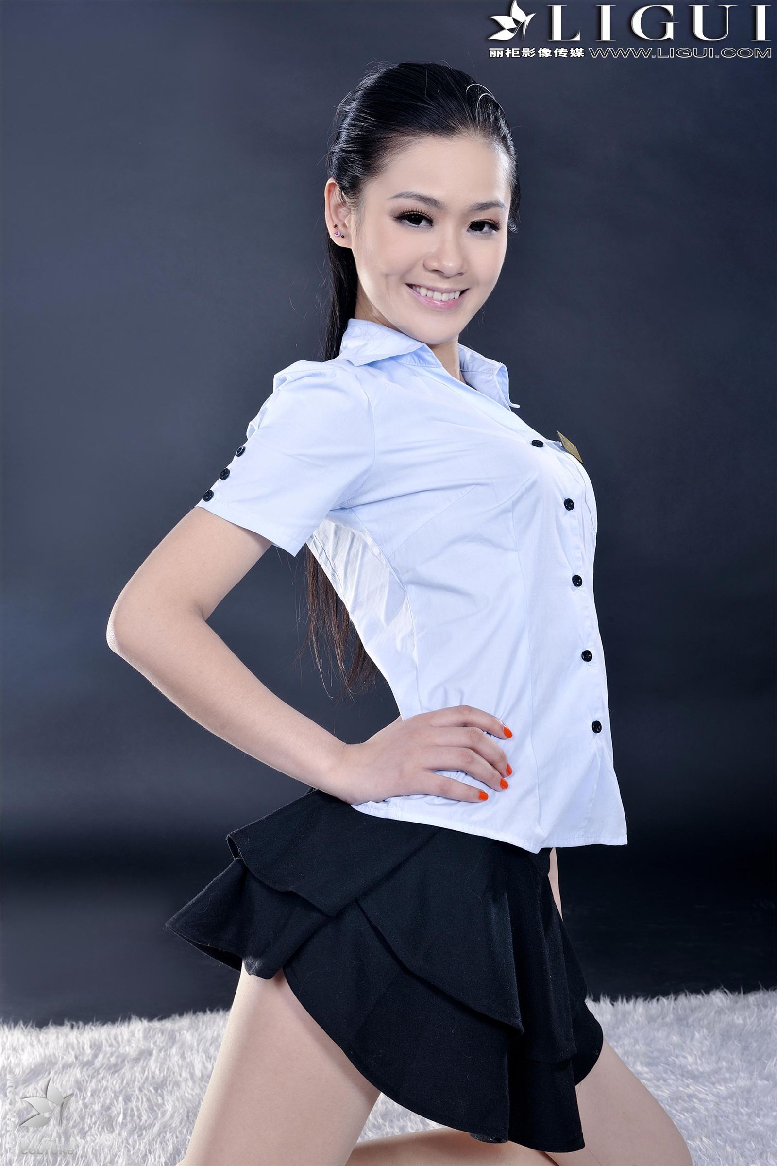 [丽柜] 2013.03.17 网络丽人 MODEL 凌凌 国产丝袜美女